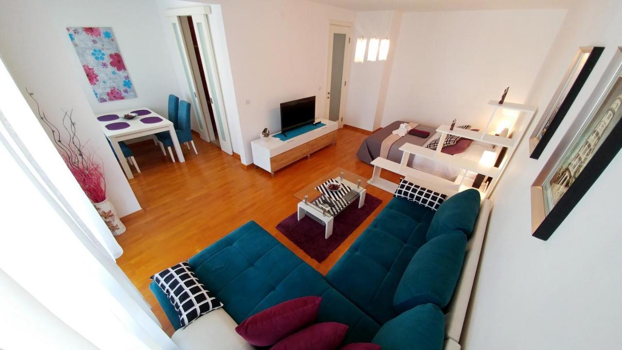 Apartments Belville Lux Belgrado Exterior foto